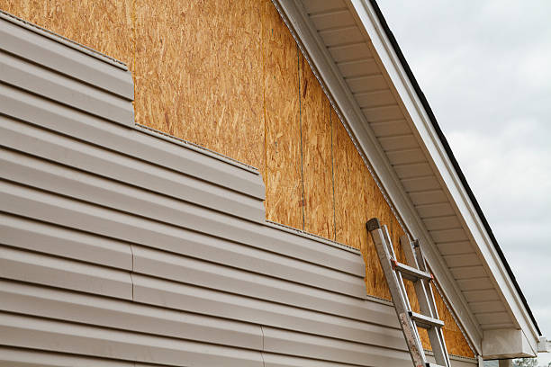 24/7 Emergency Vinyl Siding experts in McMechen, WV